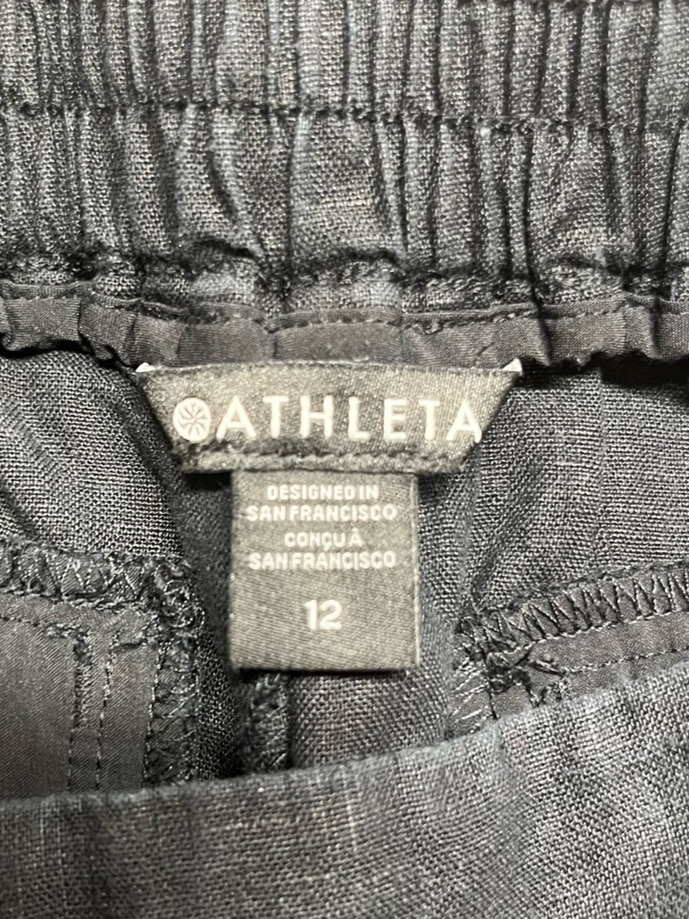 Athleta 100% Linen Women’s Black Shorts, Size 12 - Picture 3 of 6